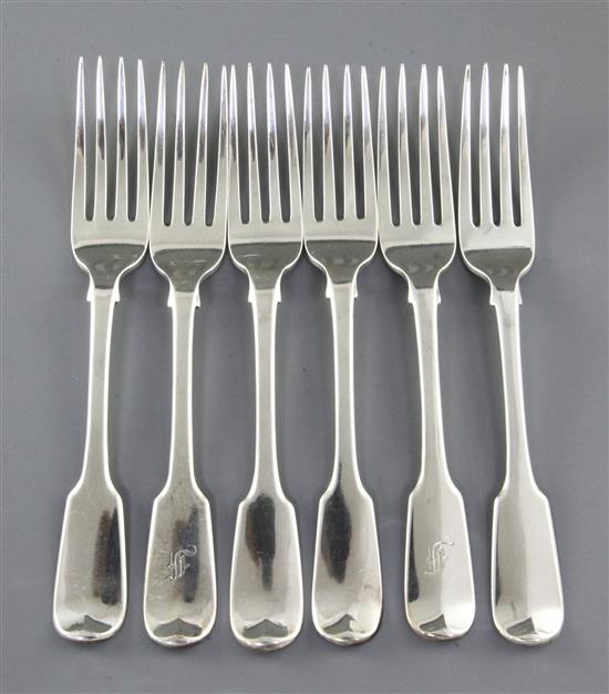 A set of six George IV silver fiddle pattern table forks, Length 202 mm, weight 14.5oz/465 grms